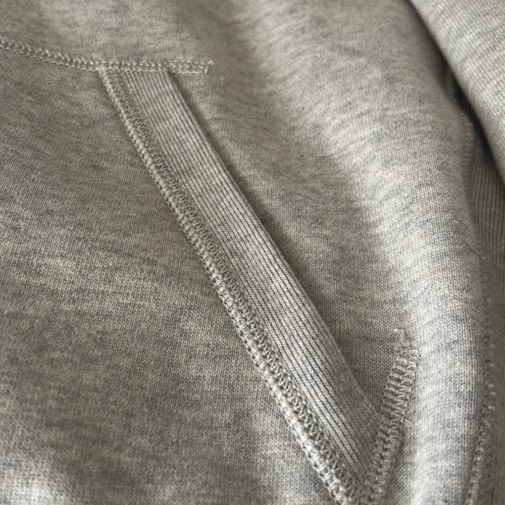 New with tags- POLO Ralph Lauren full zip hoodie size medium- light grey - Picture 6 of 8